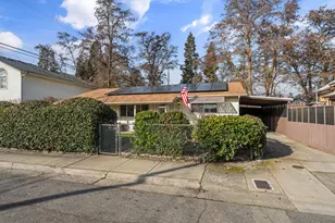 306 SW 3rd St, Grants Pass, OR 97526 - Photo 29