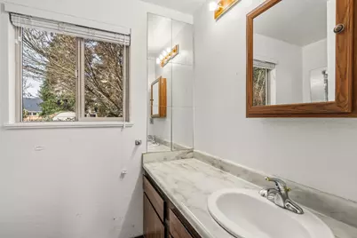 306 SW 3rd Street, Grants Pass, OR 97526 - Photo 15