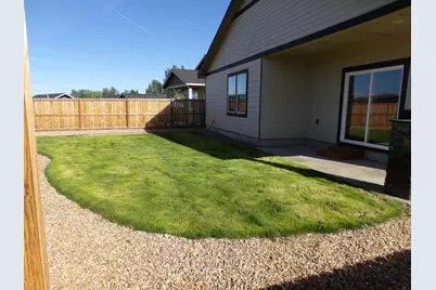 3236 NW Dogwood Avenue #Lot 27, Redmond, OR 97756 - Photo 3