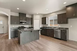 3236 NW Dogwood Ave, Redmond, OR 97756 - Photo 13