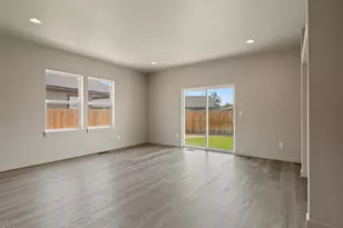 3236 NW Dogwood Ave, Redmond, OR 97756 - Photo 15
