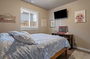 21331 NE Eagle Crossing Ave, Bend, OR 97701 - Photo 13