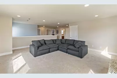 280 NW Double Eagle Avenue, Madras, OR 97741 - Photo 5