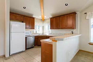 5015 Falcon Dr, Klamath Falls, OR 97601 - Photo 5