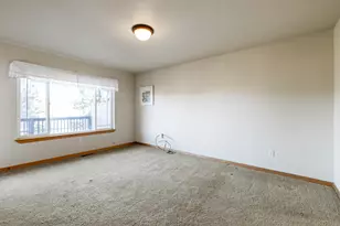 5015 Falcon Dr, Klamath Falls, OR 97601 - Photo 15