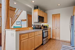 8855 SW Canyon Wren Ct, Redmond, OR 97756 - Photo 9