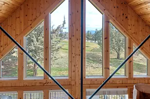 8855 SW Canyon Wren Ct, Redmond, OR 97756 - Photo 17