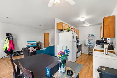 408 SE 10th Street, Grants Pass, OR 97526 - Photo 9