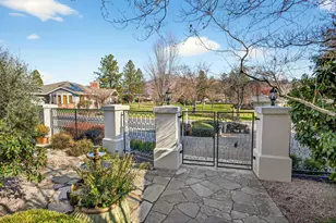 3192 Arnold Palmer Wy, Medford, OR 97504 - Photo 11