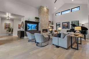 19169 NW Mount Shasta Ct, Bend, OR 97703 - Photo 11