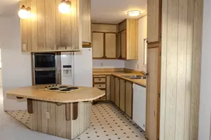 1001 Roguelea Ln, Grants Pass, OR 97526 - Photo 11