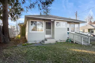 3614 Summers Ln, Klamath Falls, OR 97603 - Photo 25