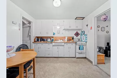 3614 Summers Lane, Klamath Falls, OR 97603 - Photo 5