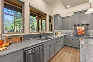 69255 Crooked Horseshoe Rd, Sisters, OR 97759 - Photo 37