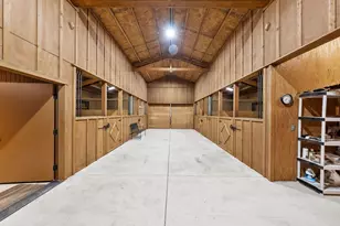 69255 Crooked Horseshoe Rd, Sisters, OR 97759 - Photo 131