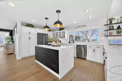 3320 N Foothill Road, Medford, OR 97504 - Photo 11