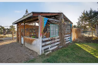 3940 NE Zamia Avenue, Redmond, OR 97756 - Photo 39