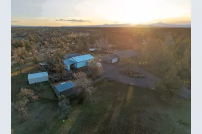 3940 NE Zamia Avenue, Redmond, OR 97756 - Photo 3