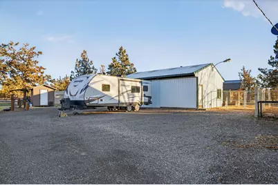 3940 NE Zamia Avenue, Redmond, OR 97756 - Photo 43