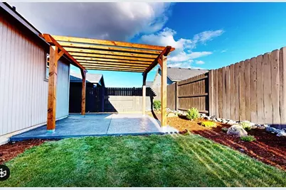 2474 NW Kingwood Avenue, Redmond, OR 97756 - Photo 25