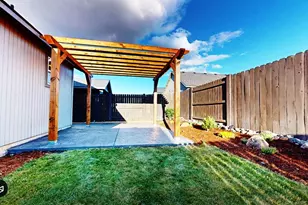 2474 NW Kingwood Ave, Redmond, OR 97756 - Photo 25