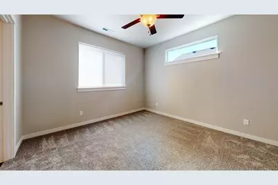2474 NW Kingwood Avenue, Redmond, OR 97756 - Photo 15