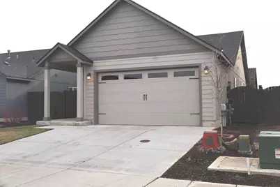 2474 NW Kingwood Avenue, Redmond, OR 97756 - Photo 1