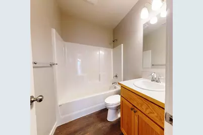 2474 NW Kingwood Avenue, Redmond, OR 97756 - Photo 13