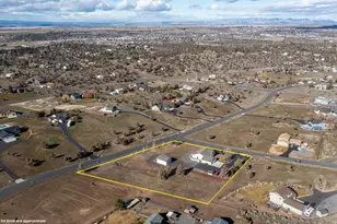 569 SE Nugget Ln, Madras, OR 97741 - Photo 27