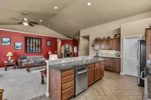 569 SE Nugget Ln, Madras, OR 97741 - Photo 11