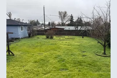 2473 Corona Avenue, Medford, OR 97504 - Photo 3