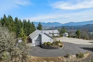 3601 Campus View Dr, Grants Pass, OR 97527 - Photo 67