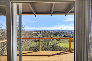 6251 Ventura Ln, Central Point, OR 97502 - Photo 31