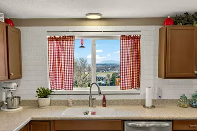 6251 Ventura Lane, Central Point, OR 97502 - Photo 17