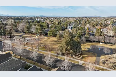 20760 NE Smoke Stack Lane, Bend, OR 97701 - Photo 33