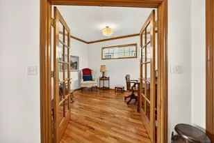 843 Plum Ridge Dr, Ashland, OR 97520 - Photo 9