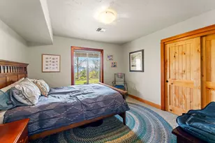 252 Frontier Ln, Grants Pass, OR 97526 - Photo 31