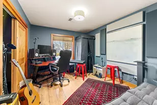 252 Frontier Ln, Grants Pass, OR 97526 - Photo 33