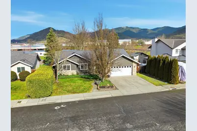 2074 SE Kayleigh Way, Grants Pass, OR 97526 - Photo 49