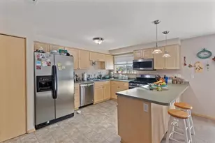 1116 SW Spruce St, Grants Pass, OR 97526 - Photo 11