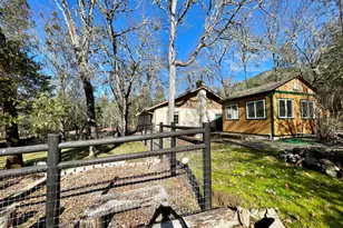 5191 Cloverlawn Dr, Grants Pass, OR 97527 - Photo 27