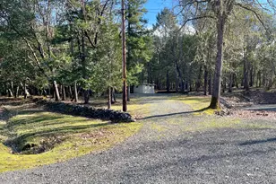 5191 Cloverlawn Dr, Grants Pass, OR 97527 - Photo 25