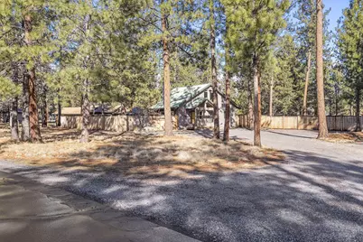 69288 Ladigo, Sisters, OR 97759 - Photo 3