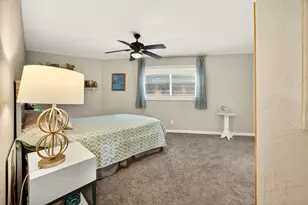 730 Grover St, Ashland, OR 97520 - Photo 25