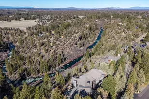 1122 NW Foxwood Pl, Bend, OR 97703 - Photo 59