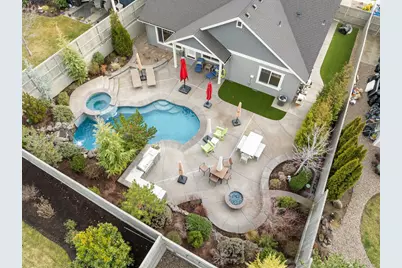 4035 Crystal Springs Drive, Medford, OR 97504 - Photo 1