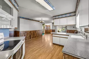 2752 SW Aaron St, Madras, OR 97741 - Photo 11