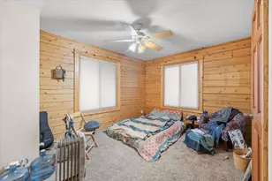 9511 Sterling Creek Rd, Jacksonville, OR 97530 - Photo 17