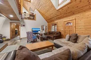 9511 Sterling Creek Rd, Jacksonville, OR 97530 - Photo 7