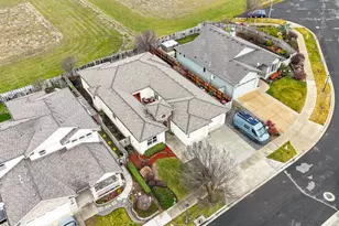 3821 Sherwood Park Dr, Medford, OR 97504 - Photo 37